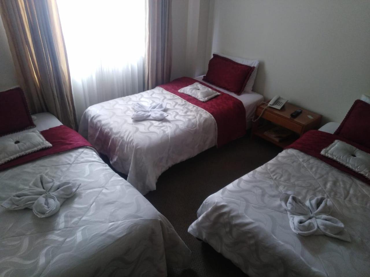 Hotel Casa La Riviera Bogota Bagian luar foto