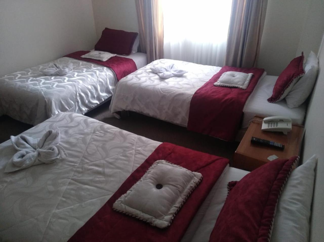 Hotel Casa La Riviera Bogota Bagian luar foto