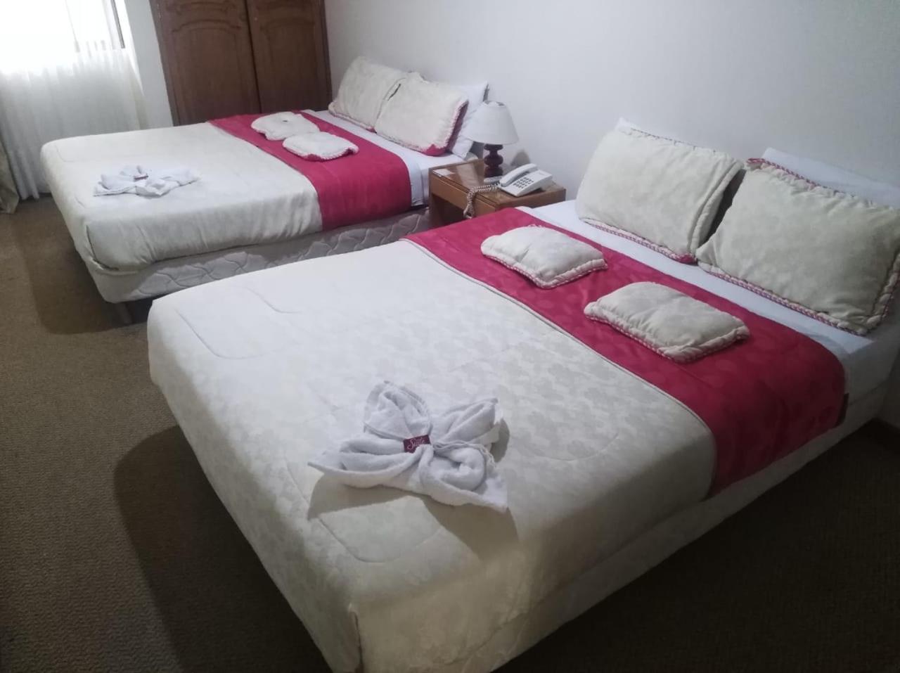 Hotel Casa La Riviera Bogota Bagian luar foto