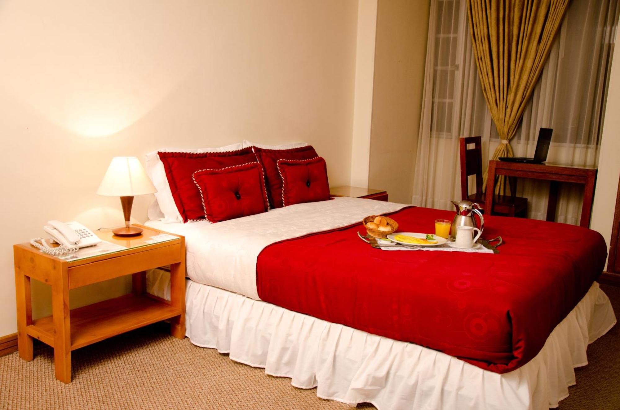 Hotel Casa La Riviera Bogota Bagian luar foto