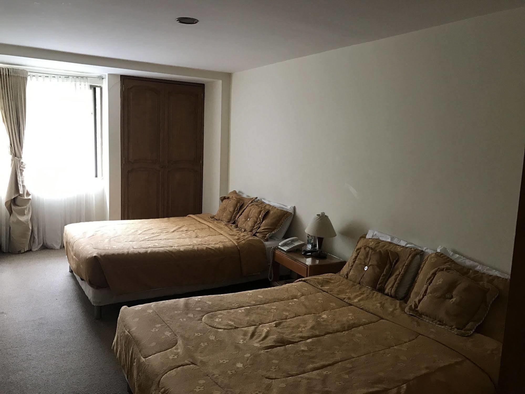 Hotel Casa La Riviera Bogota Bagian luar foto
