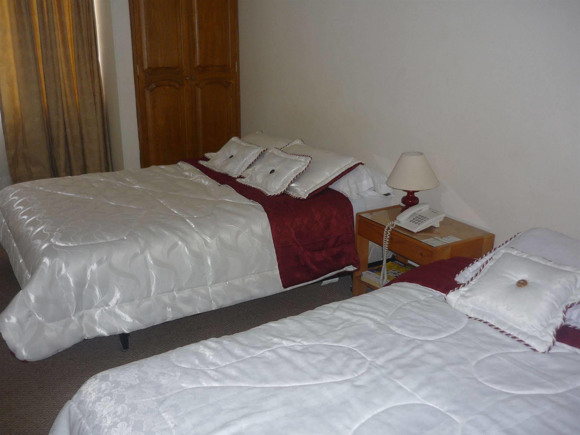 Hotel Casa La Riviera Bogota Bagian luar foto