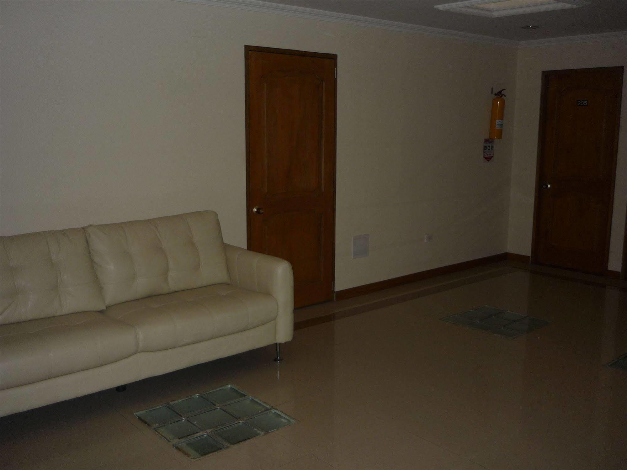 Hotel Casa La Riviera Bogota Bagian luar foto
